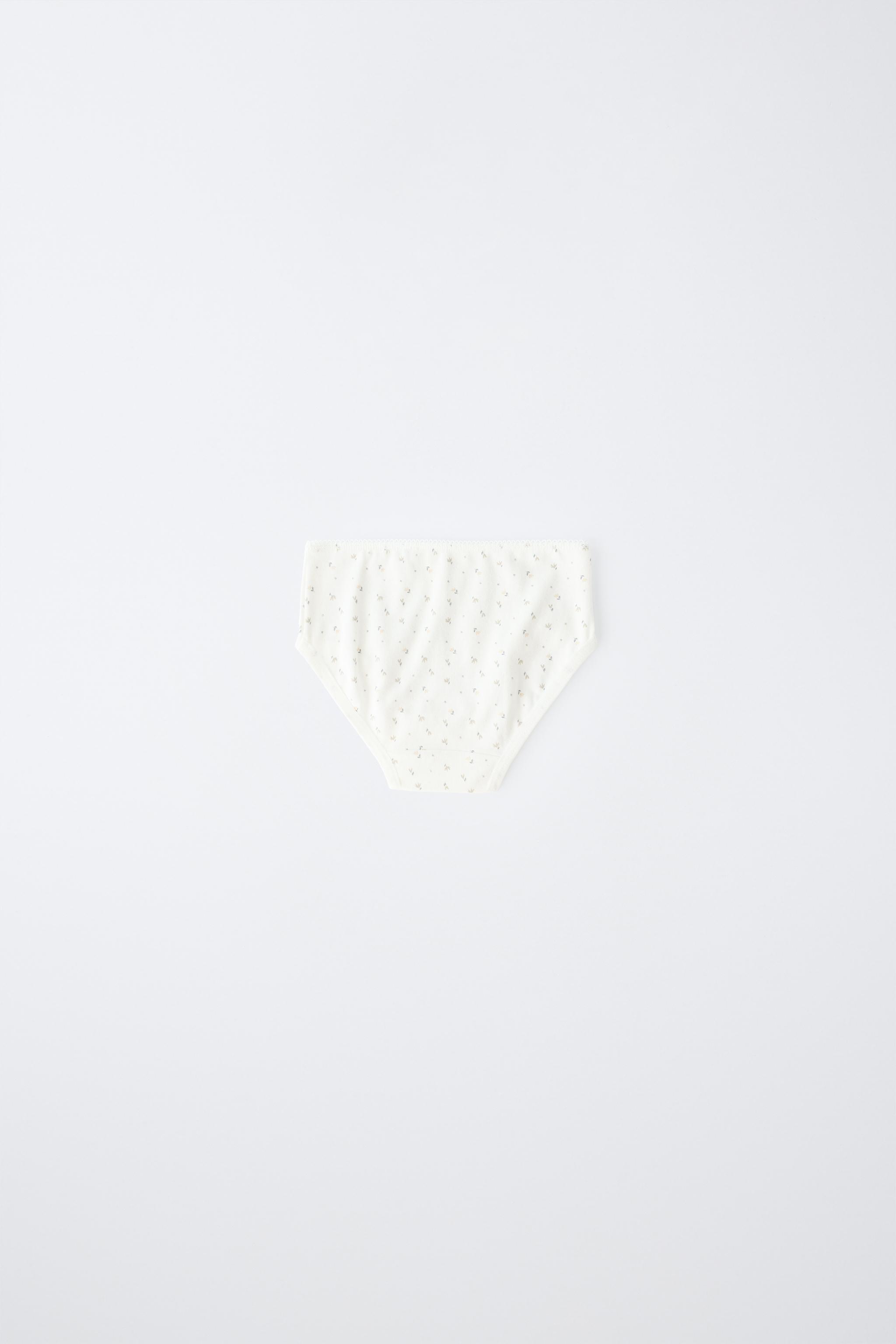 1 1/2-6 YEARS / SIX-PACK FLORAL PANTIES